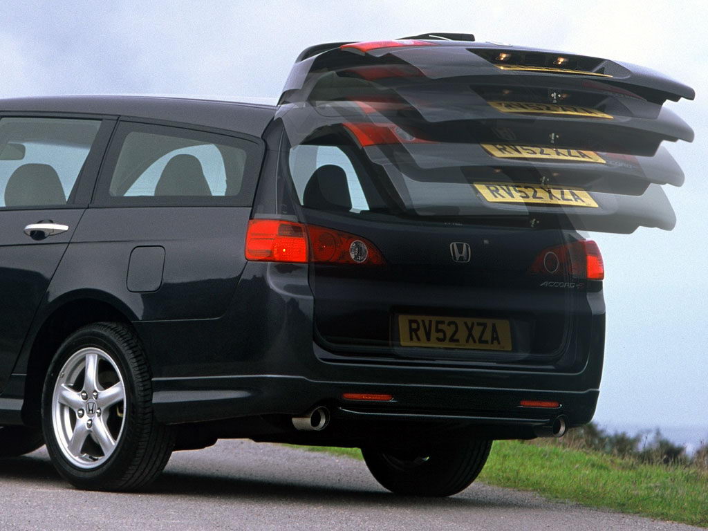 Honda Accord Tourer 2003 003.jpg